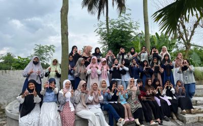 Pelatihan Seni Meronce Jadi Wujud Implementasi Tugas MICE Mahasiswa Ilkom UNIMMA dalam Memberdayakan Perempuan Gen Z