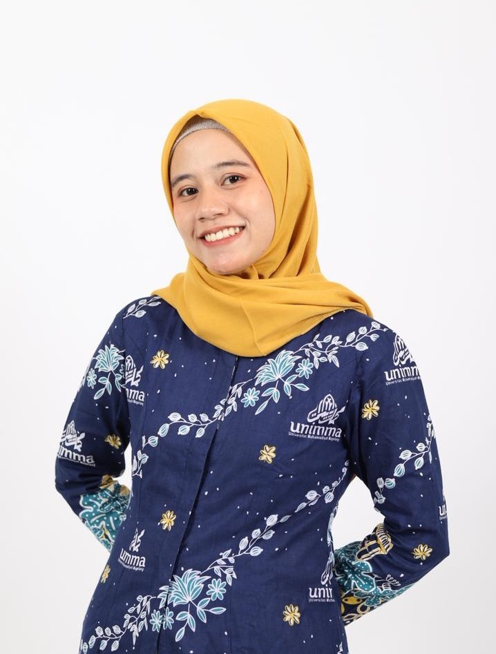 Naila Muna Kamila, S.I.Kom., M.I.Kom.