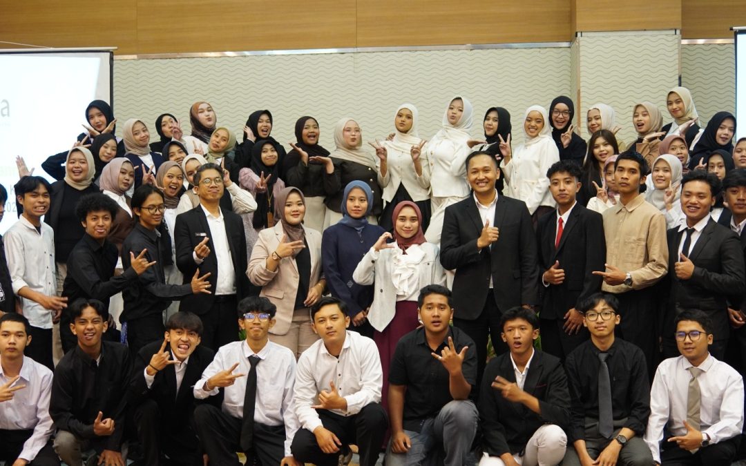 Mahasiswa Ilmu Komunikasi UNIMMA Ikuti Table Manner sebagai Implementasi Mata Kuliah Professional Image